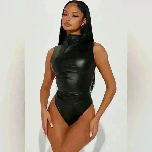 Fashion Nova Tops - FASHION NOVA Kourtney Faux Leather Bodysuit Size XS